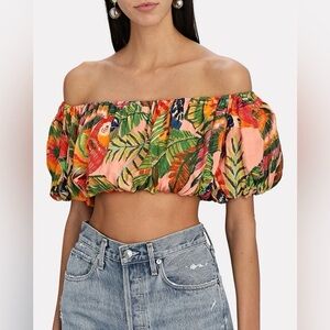 NWT Cupcakes & Cashmere Off-the-Shoulder Tropical Print Crop Top in Coral Sz M